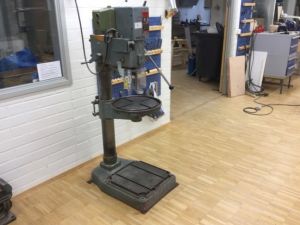 Pylväsporakone